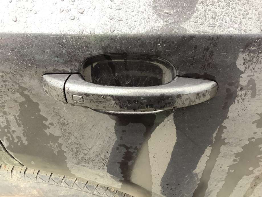 Dørhåndtak utv høyre bak til Audi Q5, 2008-2012 (Type I, Fase 1)  (AUDI|8T02837886A)