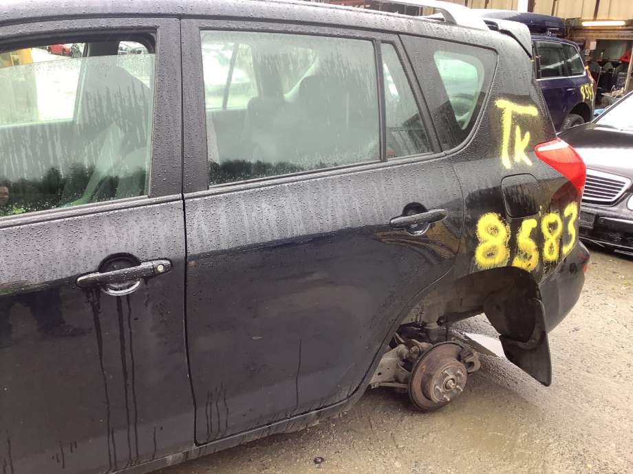 Dør venstre bak til Toyota RAV4, 2006-2009 (Type III, Fase 1)  (TOYOTA|6700442120)