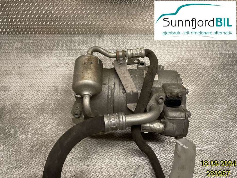 Aircondition kompressor til Mercedes C-Klasse 2014-2018 (Fase 1) (W205) (W205) (MERCEDES|A 000 830 28 00|A 000 830 56 00|)