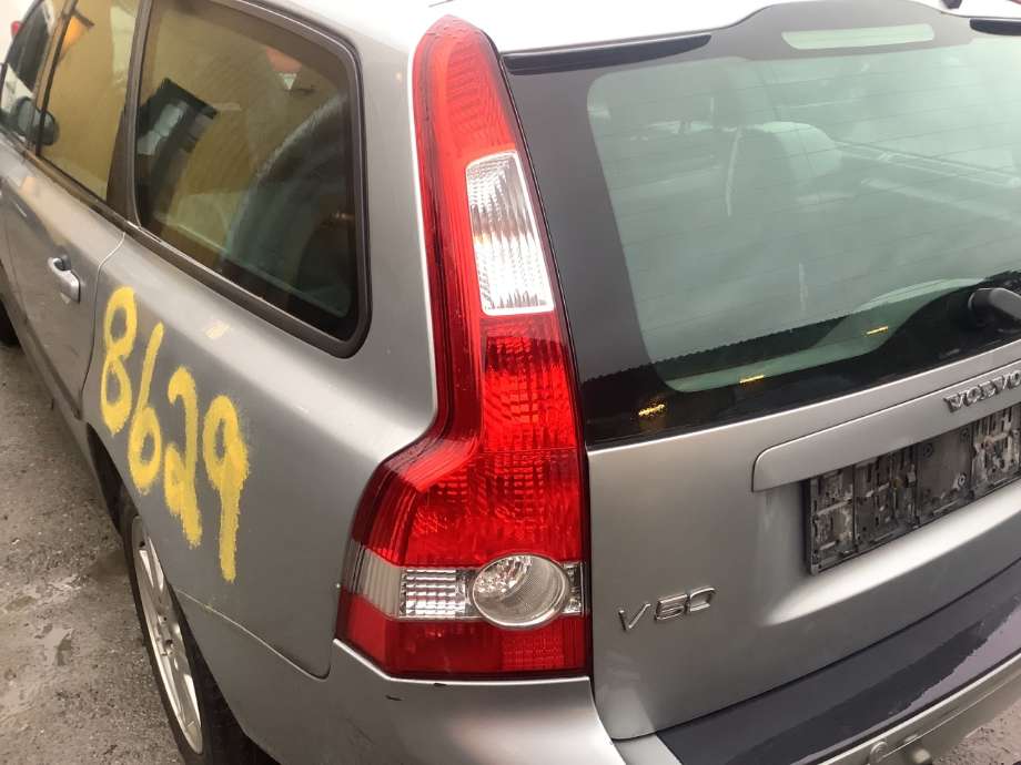 Baklykt venstre til Volvo V50, 2004-2007 (Fase 1)  (VOLVO|)