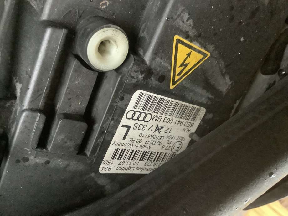 Frontlykt venstre xenon til Audi A4 2004-2008 (Type III) (B7) (B7) (AUDI|8E0 941 029 BM|)