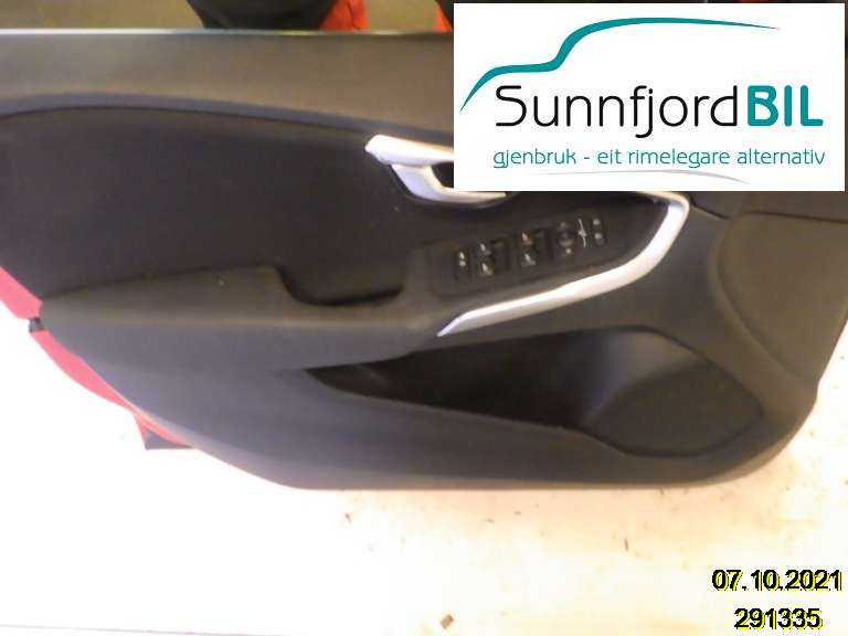Dørtrekk venstre til Volvo V40, 2012-2019  (VOLVO|1303816)