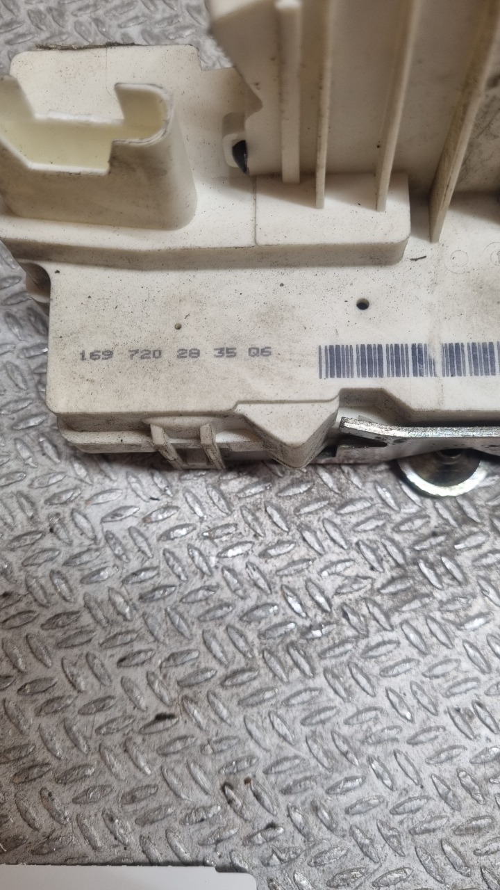 Låsekasse høyre foran til Mercedes GL 2006-2012 (X164) (X164) (MERCEDES|1697202835Q6|)