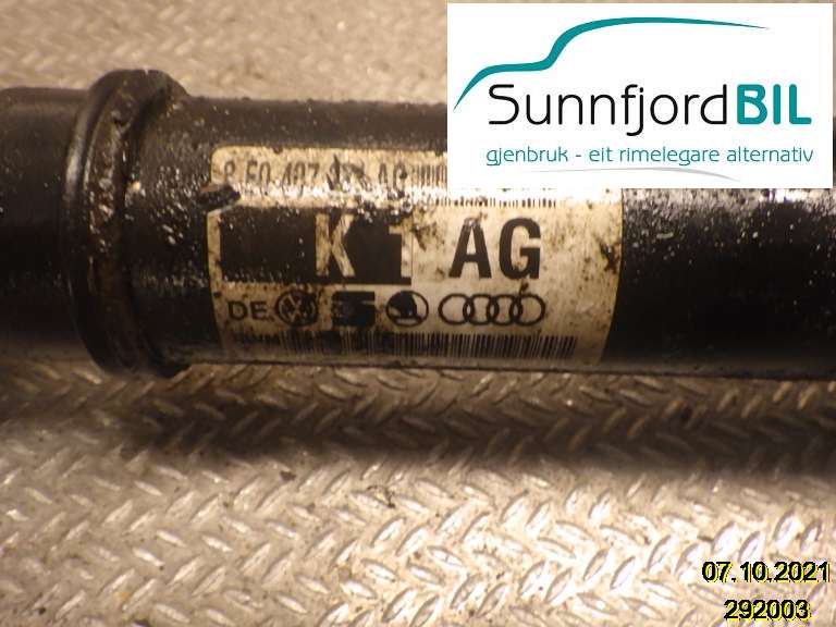 Drivaksel høyre foran til Audi A4 2001-2004 (Type II) (B6) (B6) (8E0 407 272 AG|)
