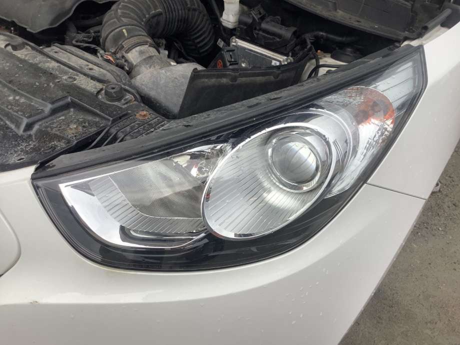 Frontlykt venstre halogen til Hyundai Ix35, 2010-2015  (HYUNDAI|92101 2Y000)