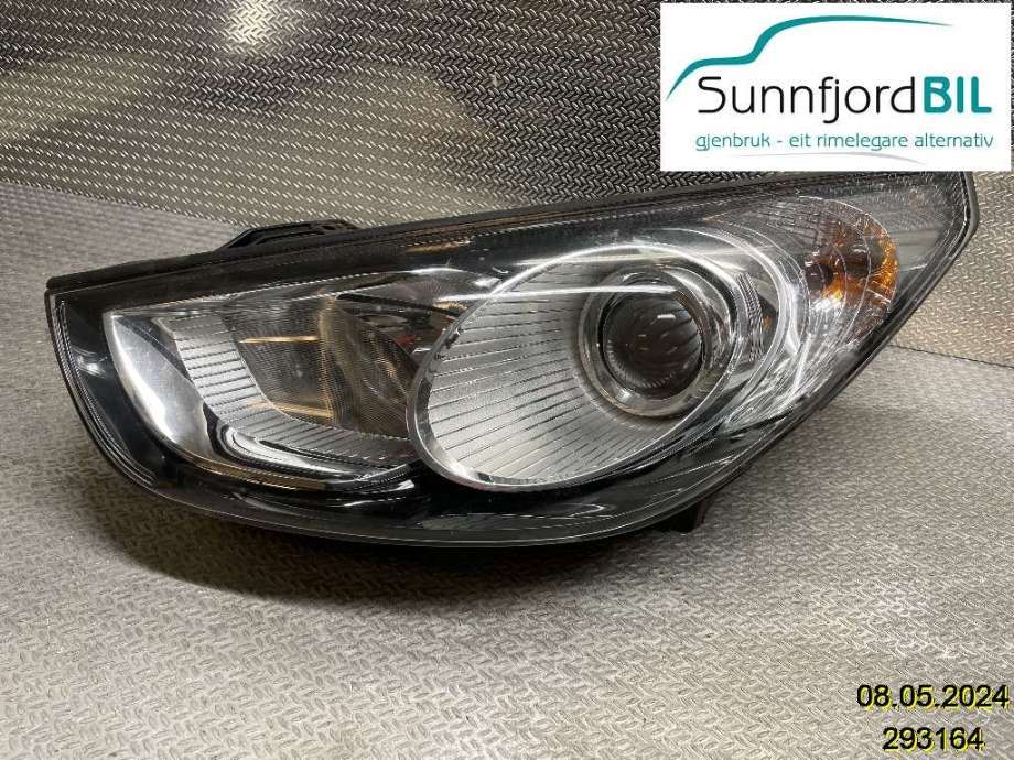Frontlykt venstre halogen til Hyundai Ix35 2010-2015  (HYUNDAI|92101 2Y000|)