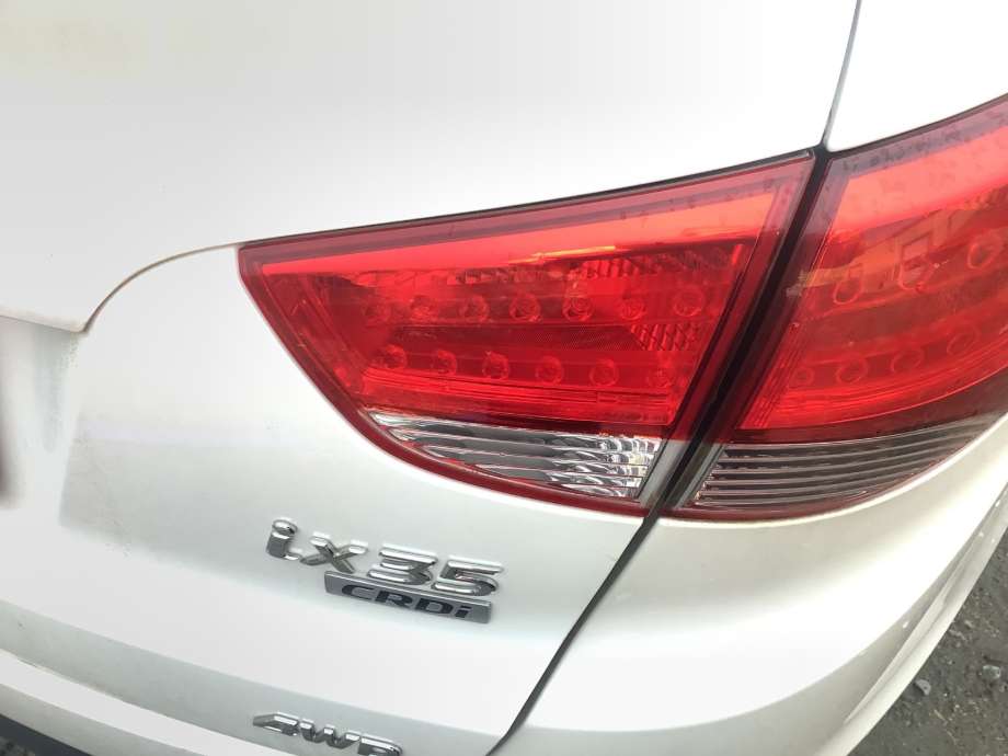 Baklykt høyre indre til Hyundai Ix35, 2010-2015  (HYUNDAI|924062Y000)
