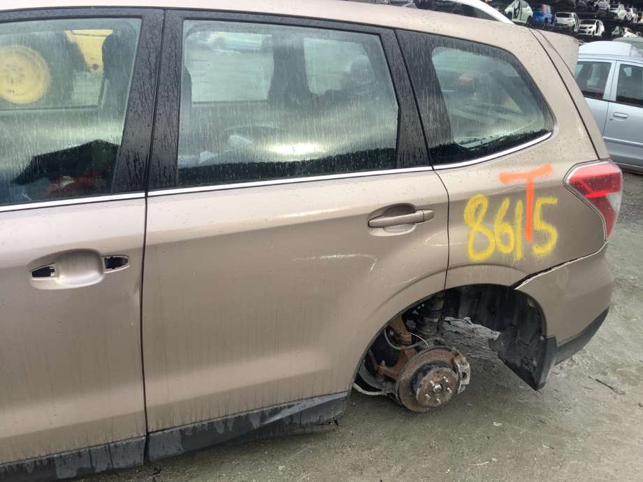 Dør venstre bak til Subaru Forester, 2013-2019 (Type IV)  (SUBARU|60409SG0109P)