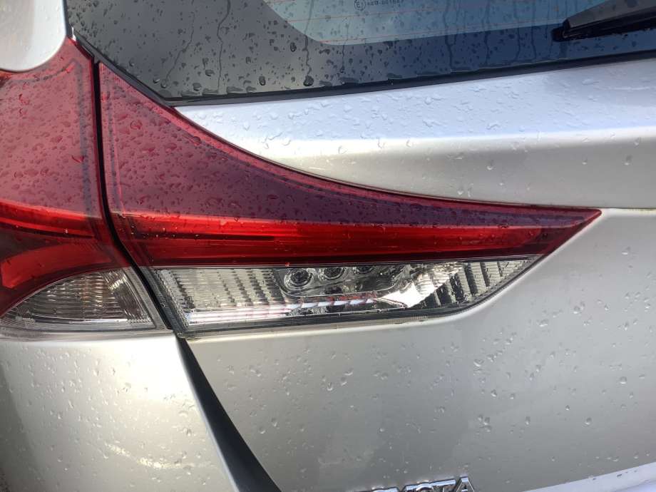 Baklykt venstre indre til Toyota Auris, 2015-2019 (Type II, Fase 2)  (TOYOTA|8159102850)
