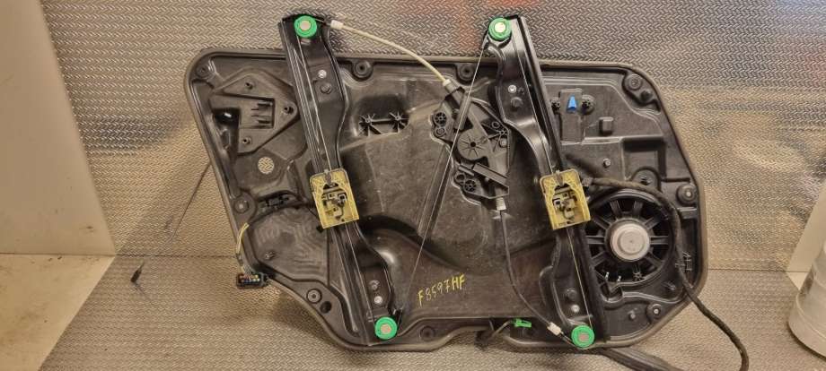 Ruteheis til Volvo XC60, 2008-2013 (Type I, Fase 1)  (VOLVO|30784829)