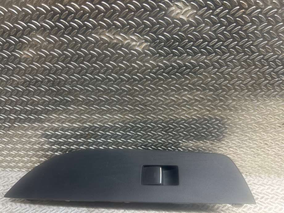 Bryter ruteheis til Toyota Corolla, 2019-->>  (TOYOTA|8481002250)