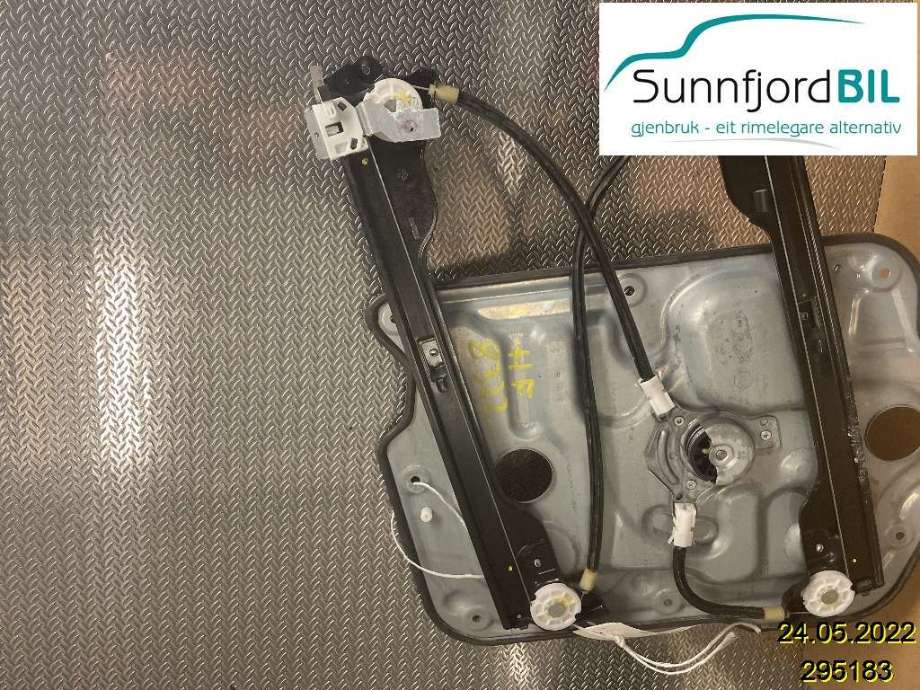 Ruteheis til Nissan Qashqai, 2007-2010 (Type I, Fase 1)  (NISSAN|)