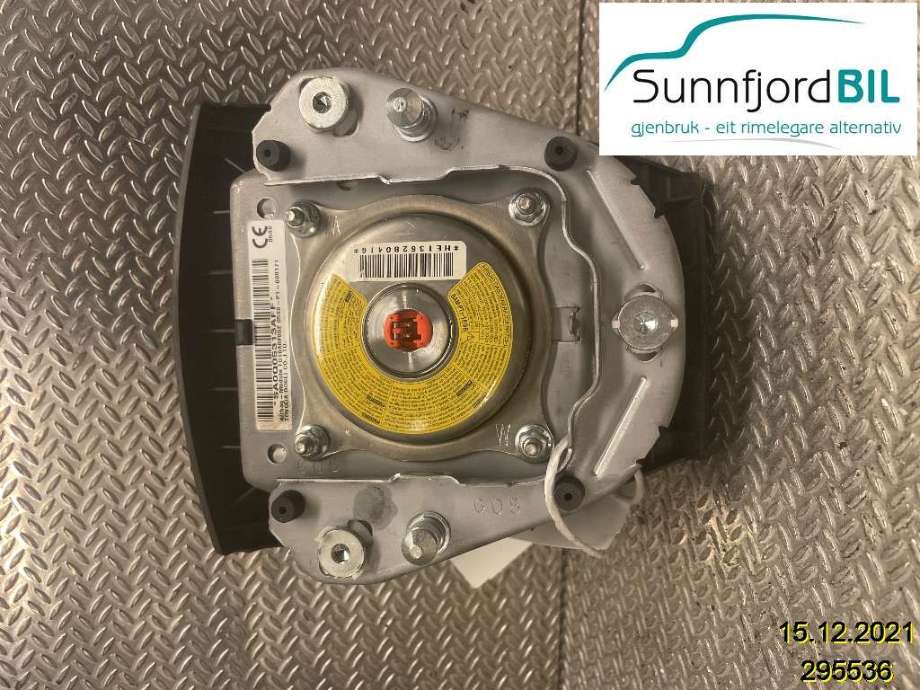 Airbag rattpute til Toyota Prius +7 2012-2020 (Type III) (stasjonsvogn) (stasjonsvogn) (TOYOTA|4513047100C0|)