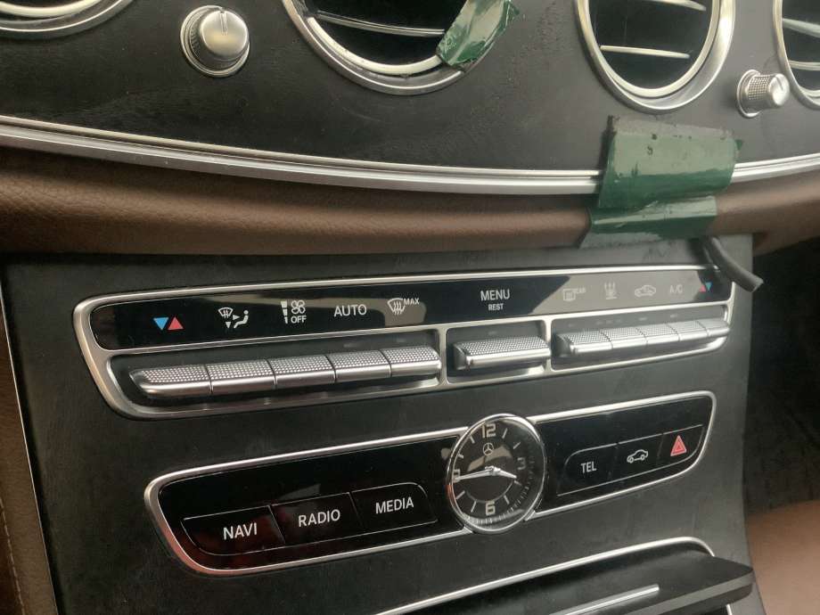 Varmeapparat betjening til Mercedes E-Klasse, 2016-2023 (W213) (W213) (MERCEDES|A2139054807)