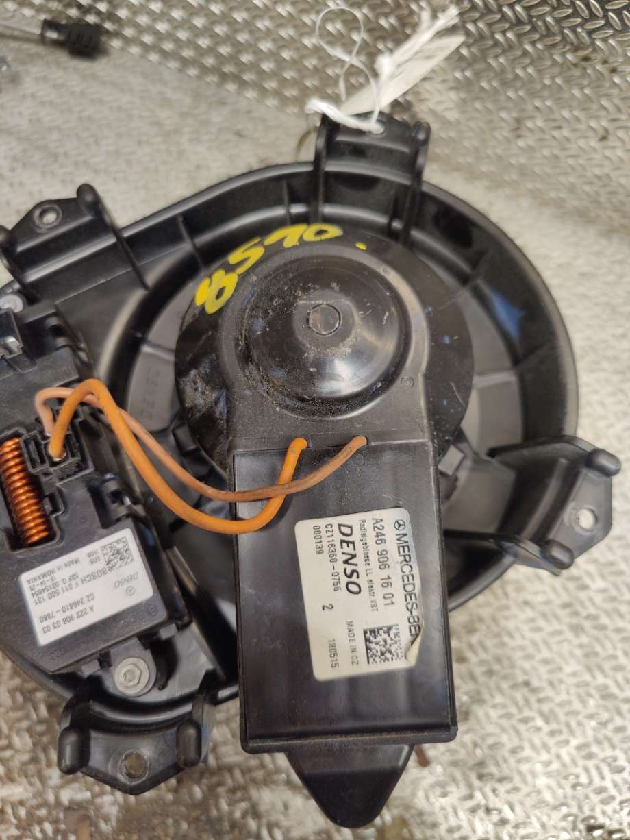 Varmeapparat motor til Mercedes B-Klasse 2011-2018 (W246) (W246) (MERCEDES|A2469061601|CZ116360-0756)