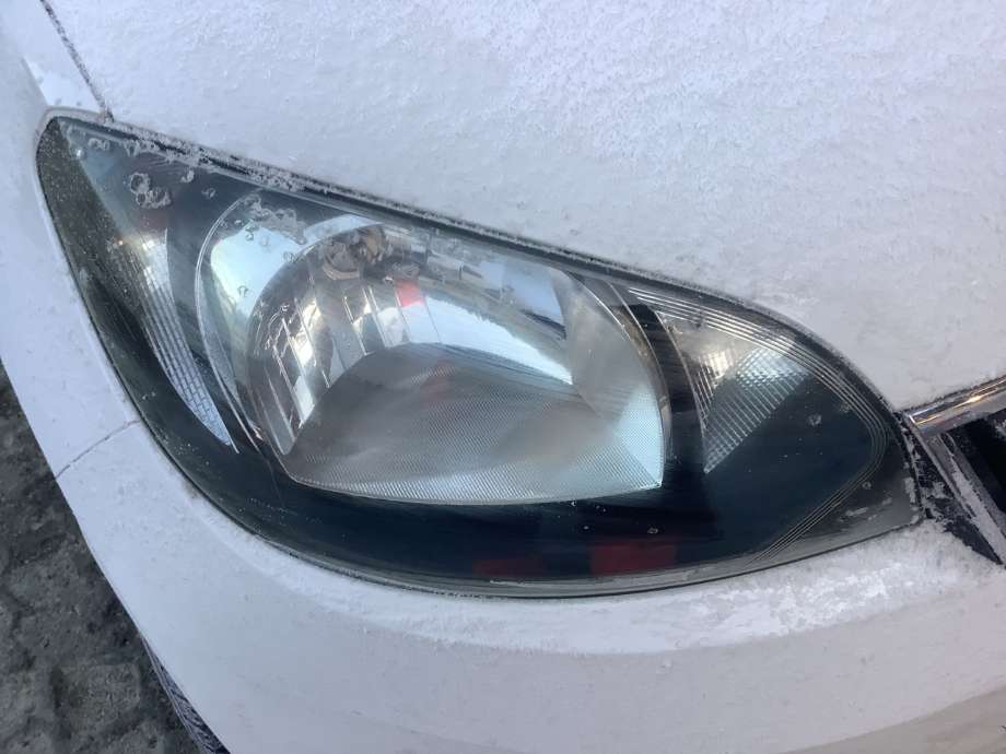 Frontlykt høyre halogen til Škoda Citigo, 2012-2019 (SKODA|1ST 941 016 D)