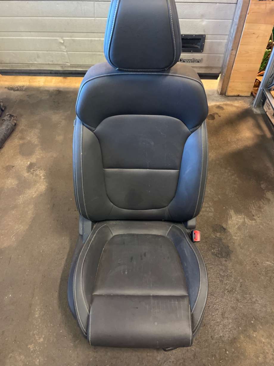 Sete foran høyre til MG ZS EV, 2019-2021 (Type I, Fase 1)  
