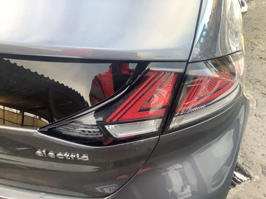 Baklykt høyre indre til Hyundai Ioniq Electric, 2019-->> (Fase 2)  (HYUNDAI|92404G2200)