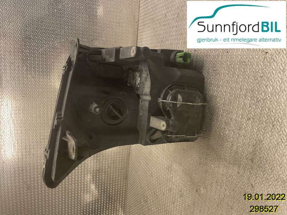 Frontlykt venstre halogen til Ford Transit 2006-2013 (FORD|6C1112W030CD|1684410|)