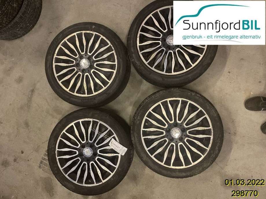 Hjulsett aluminium sommer til Mercedes B-Klasse 2011-2018 (W246) (W246) (MERCEDES|PIRELLI P ZERO|NOKIAN HAKKA BLACK 2|A 205 401 09 00)