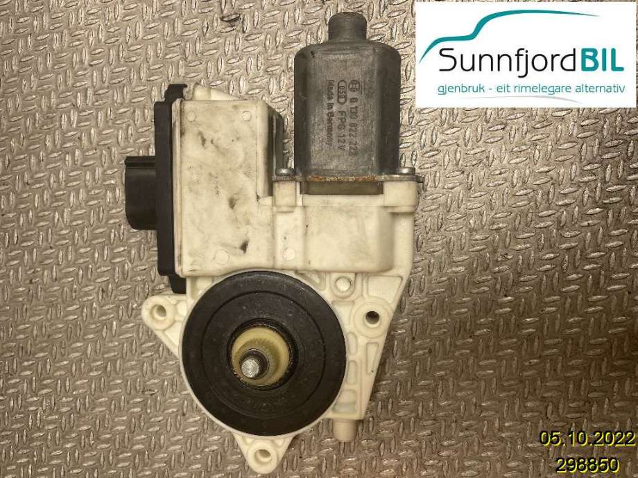 Ruteheis høyre foran til BMW X3 2003-2006 (Fase 1) (E83) (E83) (BMW|S007083006|)