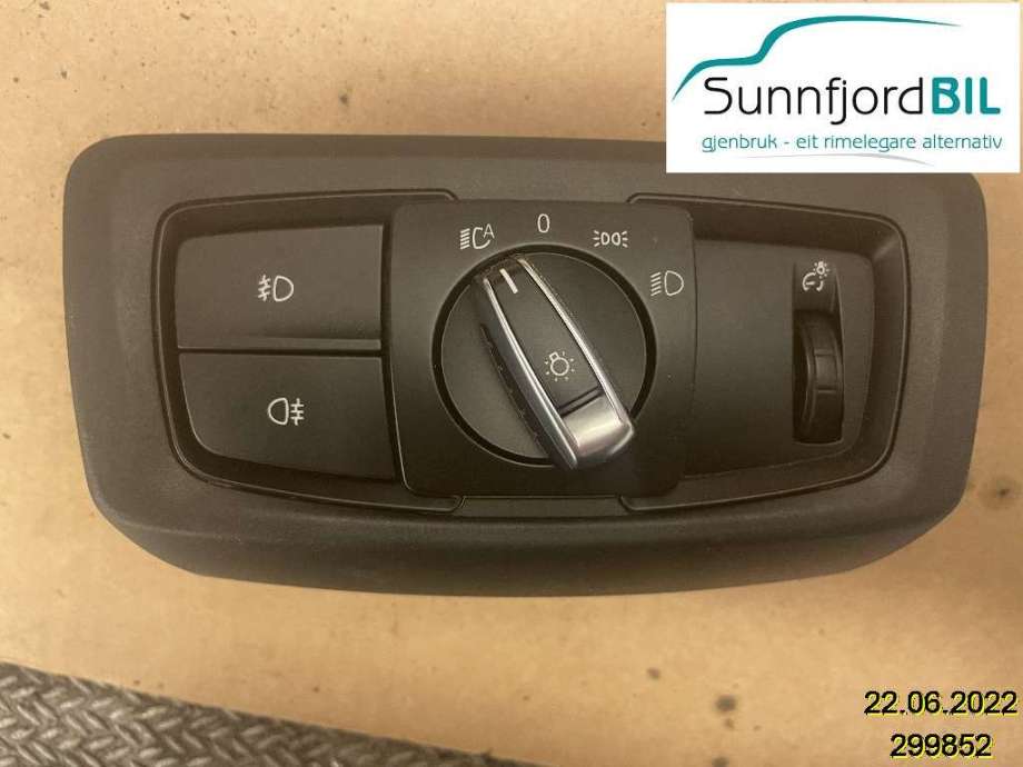 Bryter lys til BMW 2-Serie 2014-2021 (F22/F23) (F22/F23) (BMW|9390202|)