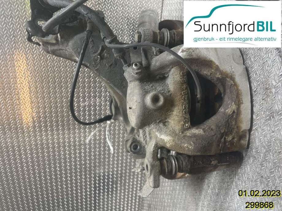 Bremsecaliper venstre foran til BMW 2-Serie 2014-2021 (F22/F23) (F22/F23) (BMW|34 11 6 860 263|)