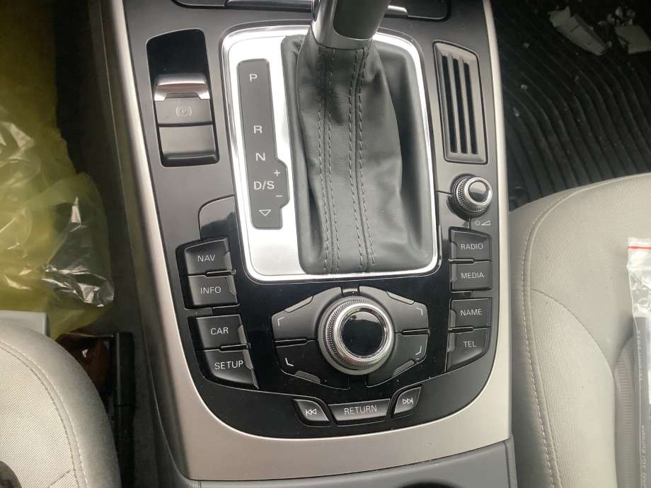 Bilstereo navigasjon til Audi A4, 2007-2014 (Type IV) (B8) (B8) (AUDI|)