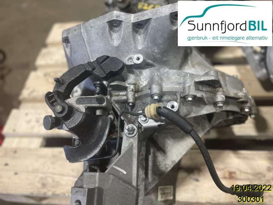 Girkasse manuell 6-trinn til Ford Focus 2011-2014 (Type III, Fase 1)  (FORD|CV6R-7002-PG|1836357|)