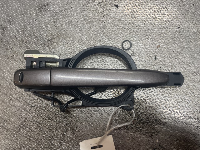 Dørhåndtak utv høyre foran til Mitsubishi ASX 2010-2019  (MITSUBISHI|80610W020P||5716A014YC)
