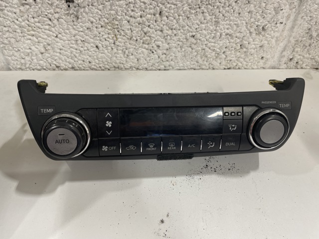 Varmeapparat betjening til Toyota Land Cruiser 150, 2014-->> (Fase 2)  (TOYOTA|)