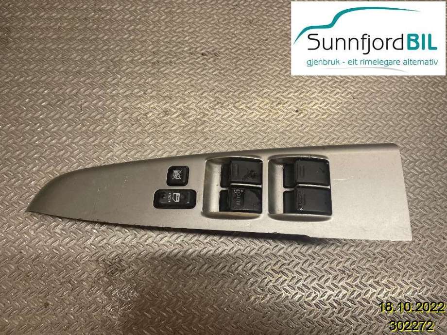Bryter ruteheis til Toyota Hilux 2012-2016  (TOYOTA|742320K510|)