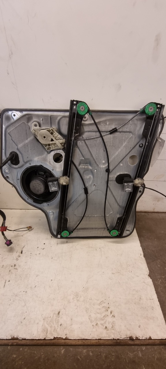 Ruteheis til VW Transporter / Caravelle 2015-2019 (T6) (T6) (VOLKSWAGEN|7E0837753E|)