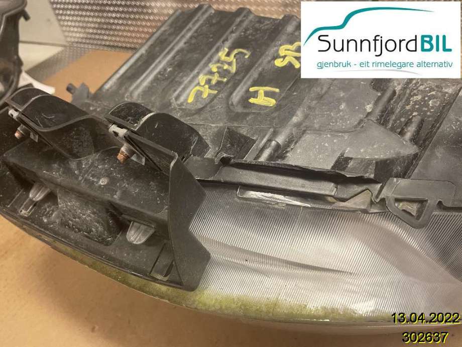 Frontlykt høyre halogen til Fiat Doblo 2010-->> (Type II)  (FIAT|04638099900010|)