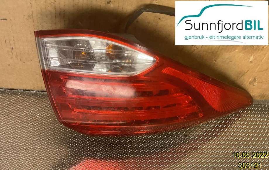 Baklykt venstre til Hyundai i40, 2012-2017  (HYUNDAI|924013Z000)