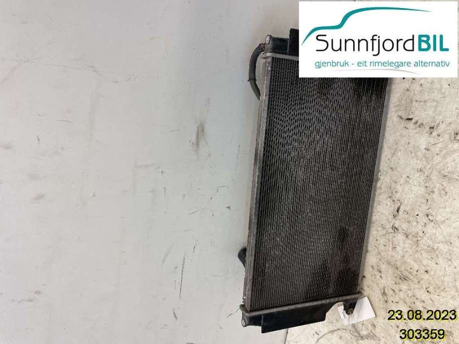 Radiator (manuell gir) til Toyota Auris, 2007-2010 (Type I, Fase 1)  (TOYOTA|164000R030)