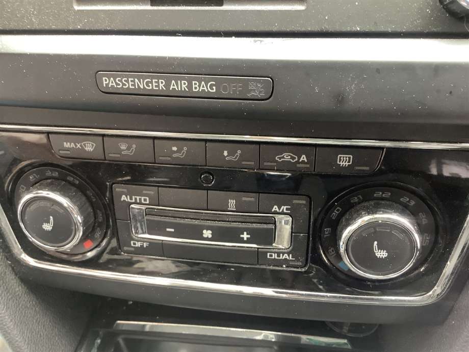 Varmeapparat betjening til Škoda Superb, 2008-2015 (Type II)  (SKODA|3T0907044CG)