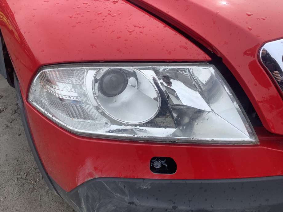 Frontlykt høyre xenon til Škoda Octavia 2005-2008 (Type II, Fase 1) (SKODA|1Z1941018N|1Z1 941 018 N|)