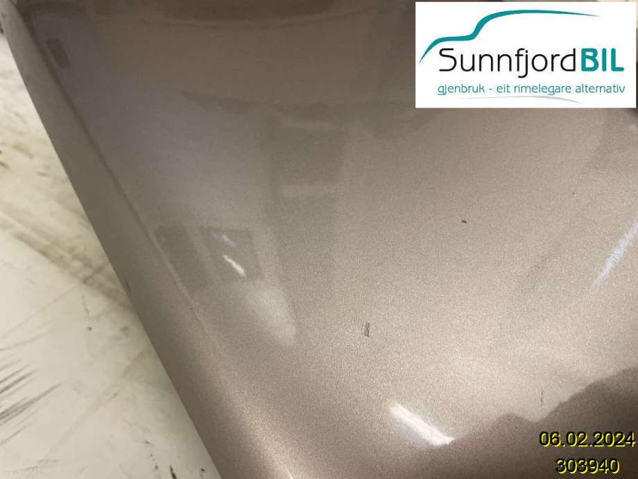 Skjerm høyre foran til Nissan Qashqai 2007-2010 (Type I, Fase 1)  (NISSAN|F3100JD0M0|)