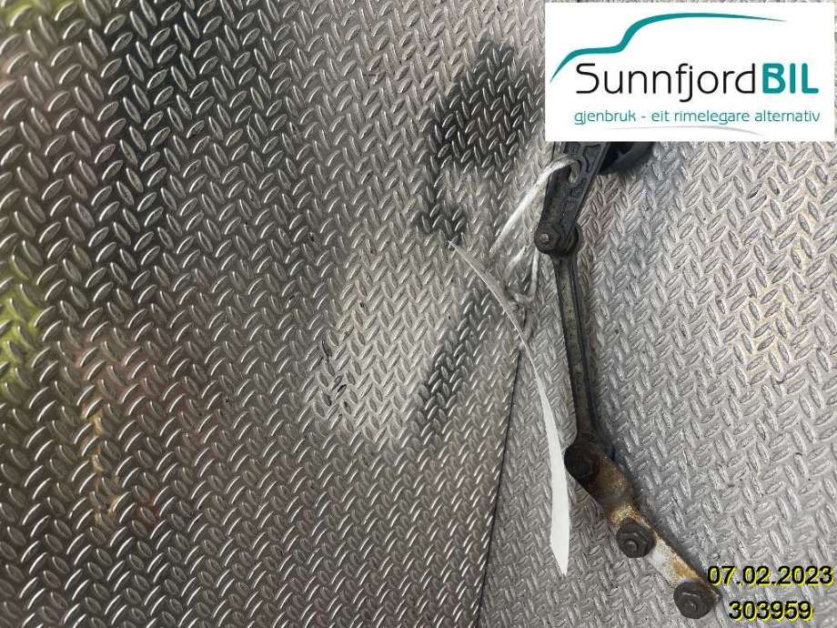 Siderute venstre foran til Nissan Qashqai 2007-2010 (Type I, Fase 1) (NISSAN|803011YA0B|80301JD000|)