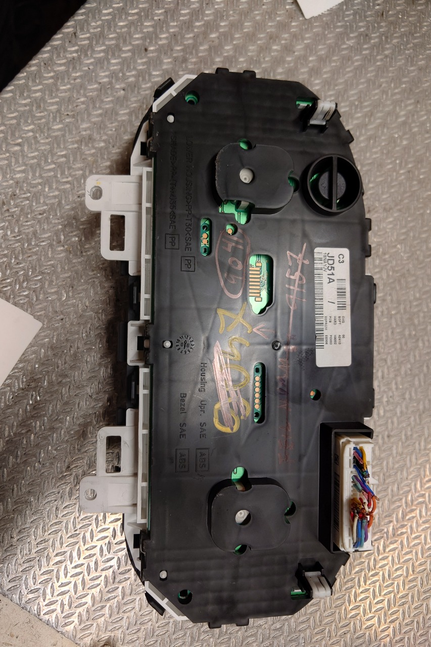 Instrumentpanel til Nissan Qashqai 2007-2010 (Type I, Fase 1)  (NISSAN|24810JD51A|)