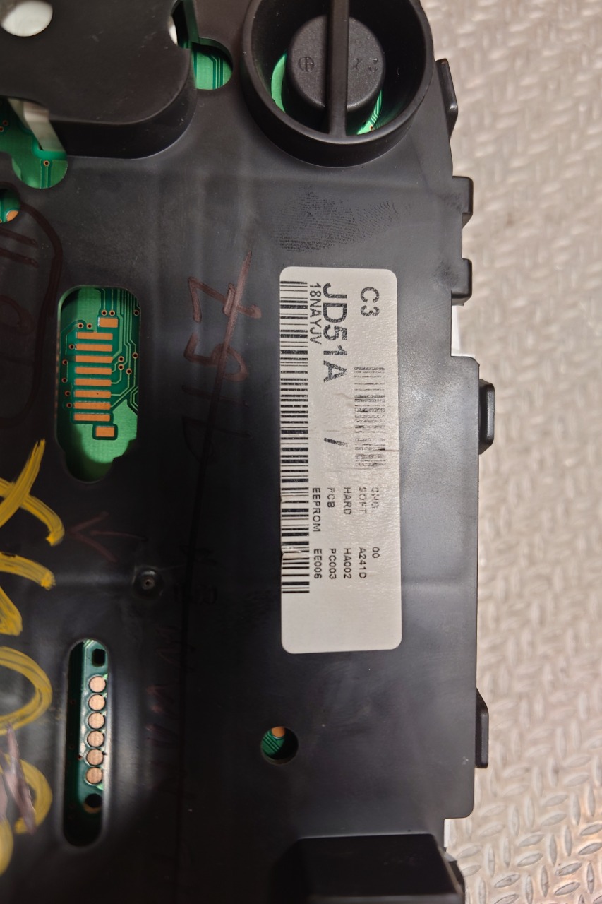 Instrumentpanel til Nissan Qashqai 2007-2010 (Type I, Fase 1)  (NISSAN|24810JD51A|)