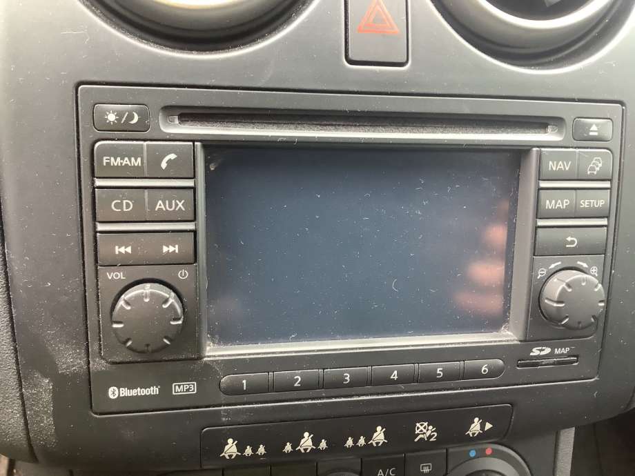 Bilstereo til Nissan Qashqai, 2007-2010 (Type I, Fase 1)  (NISSAN|25915BH10C)