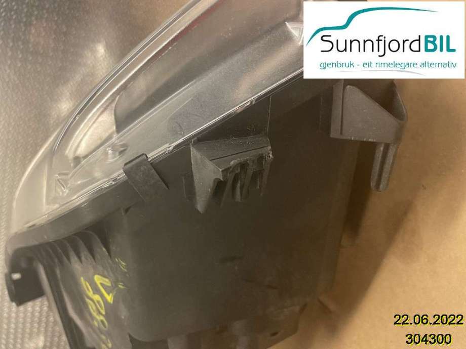 Frontlykt venstre halogen til VW Touran 2007-2010 (Type I, Fase 2)  (VOLKSWAGEN|1T1 941 005 B|)