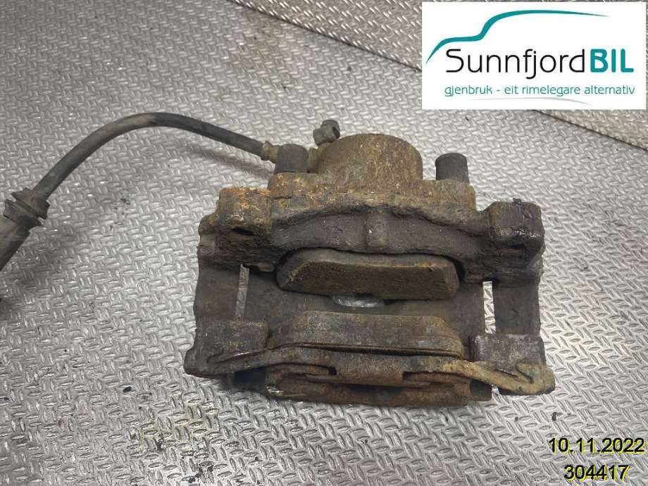 Bremsecaliper venstre foran til Volvo V70 2007-2013 (Type III, Fase 1)  (VOLVO|)