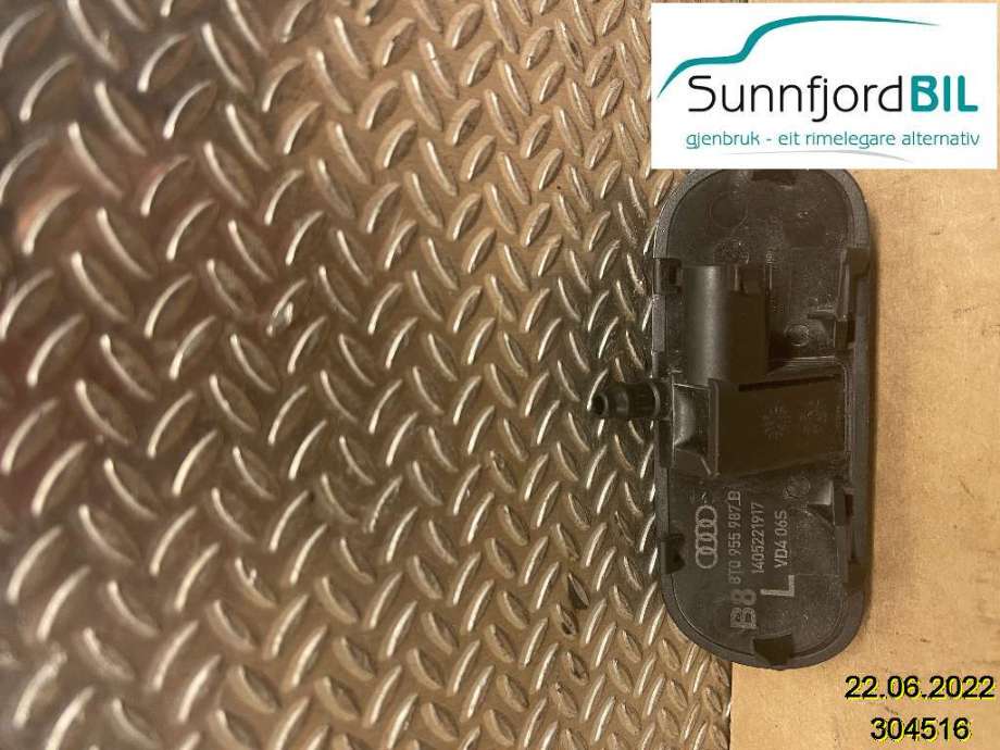 Spylerpumpe foran til Audi A4 2007-2014 (Type IV) (B8) (B8) (AUDI|8T0955987B|)