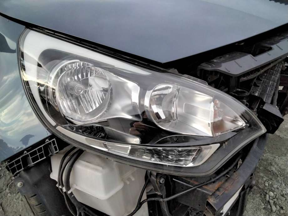 Frontlykt høyre halogen til Kia Rio, 2011-2017 Type III  (KIA|921021W280)