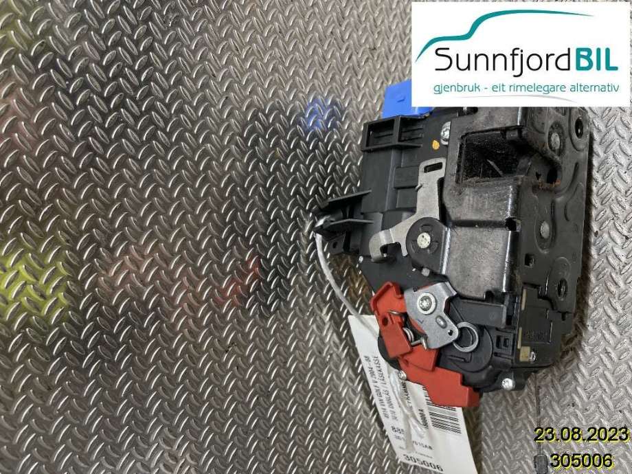 Låsekasse venstre foran til VW Golf V, Combi 2003-2008 (VOLKSWAGEN|3D1837015AB|)