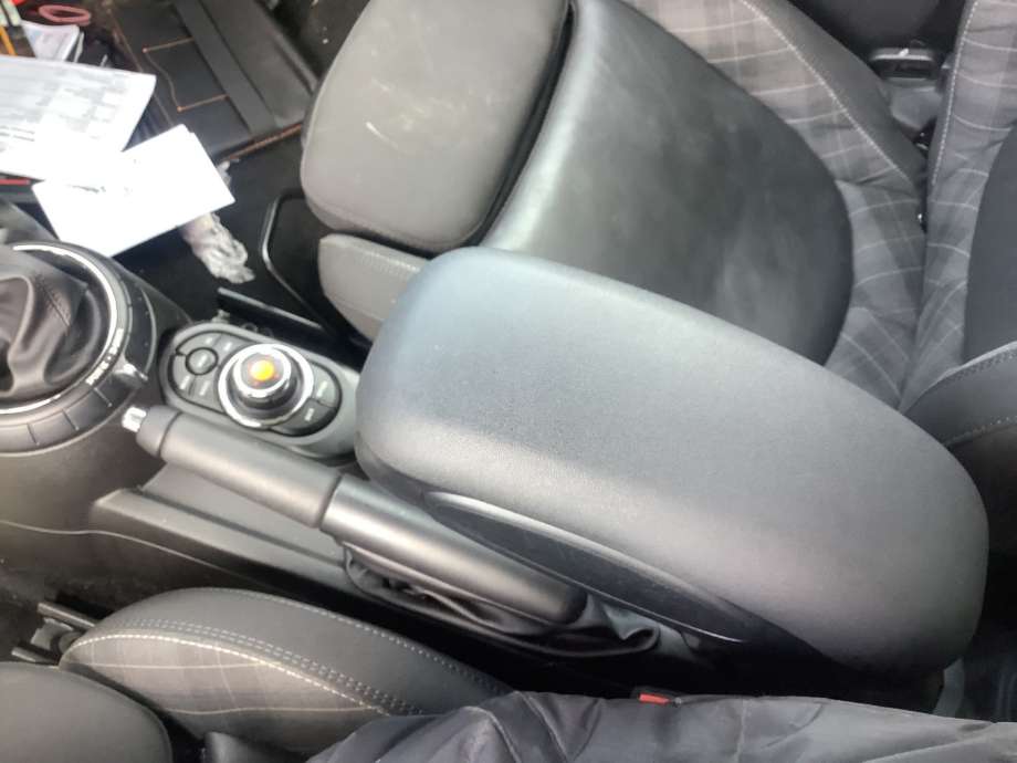 Innredning, Konsoll til Mini One/Cooper, 2014-->> (F54-57) (F54-57) (MINI|)