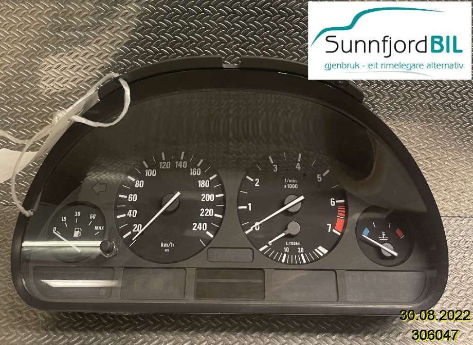 Instrumentpanel til BMW 5-Serie 1996-2003 (E39) (E39) (BMW|62106942225|62116907015|)
